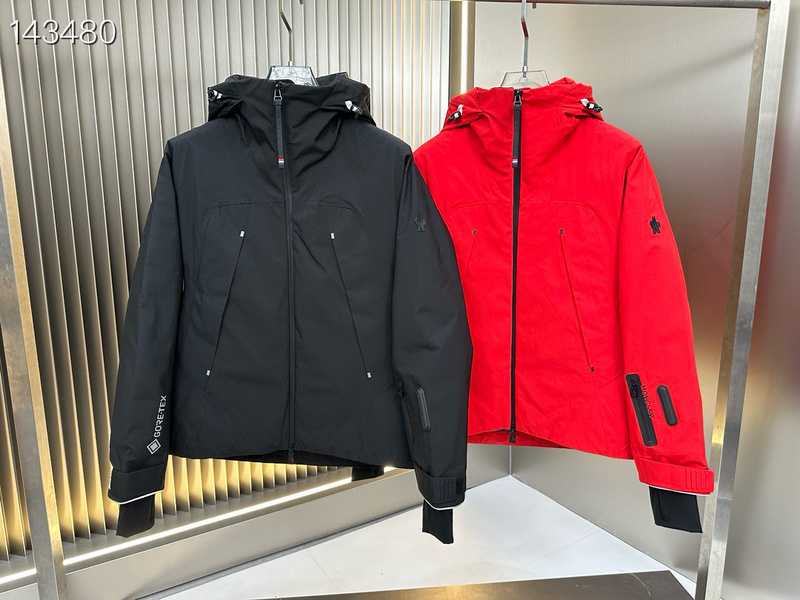 Moncler sz1-5 26yr260